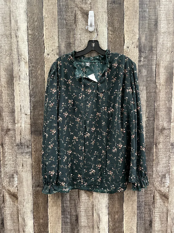 Top Long Sleeve By Shein In Green, Size: 3x Unique Men's Patch