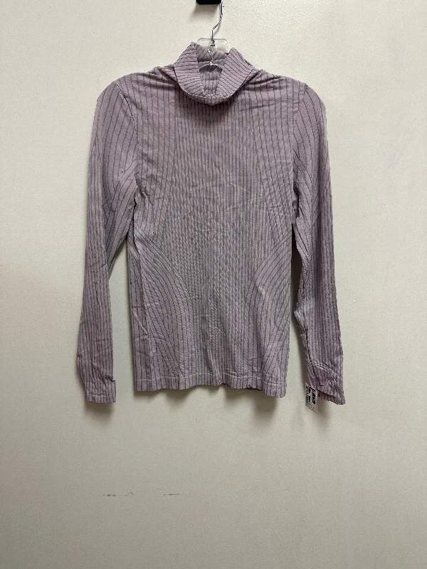 Top Long Sleeve By Athleta In Purple, Size: S Adventure