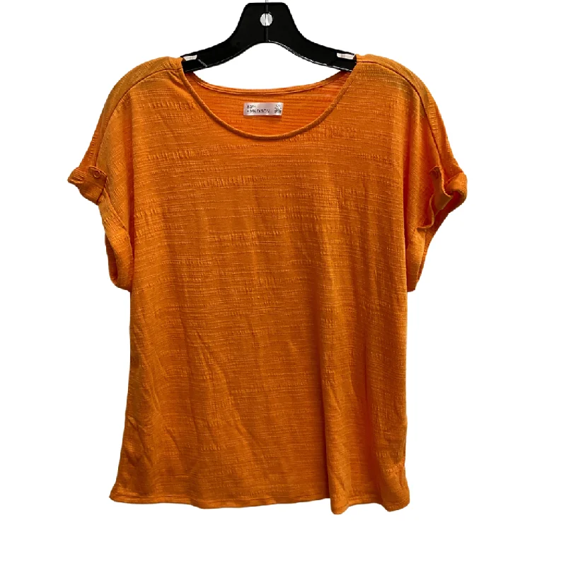 Top Short Sleeve Basic By 89th And Madison In Orange, Size: L Trendy Men's Oversized