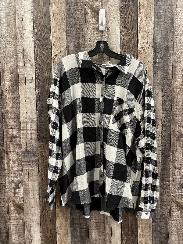 Top Long Sleeve By Maurices In Plaid Pattern, Size: 3x Cozy Men's Sherpa