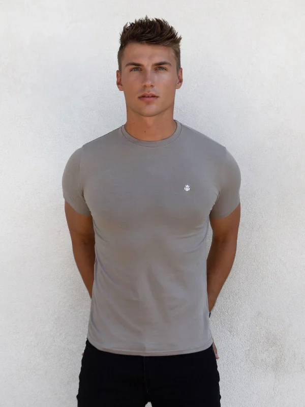 Hayden T-Shirt - Neutral Grey Dynamic Men's High Dynamic Men's High